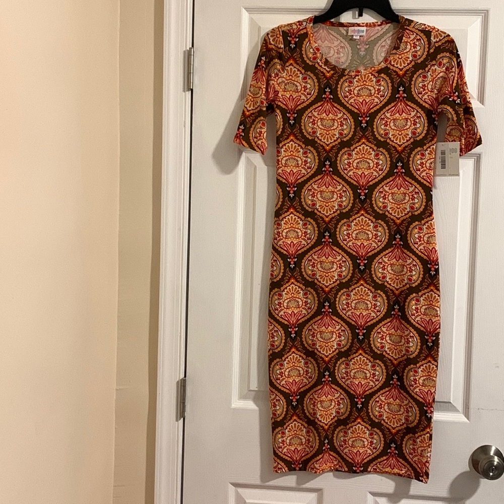 NWT - LuLaRoe - Patterned Dress Brown, Orange , Red, Beige and White- Size XS
